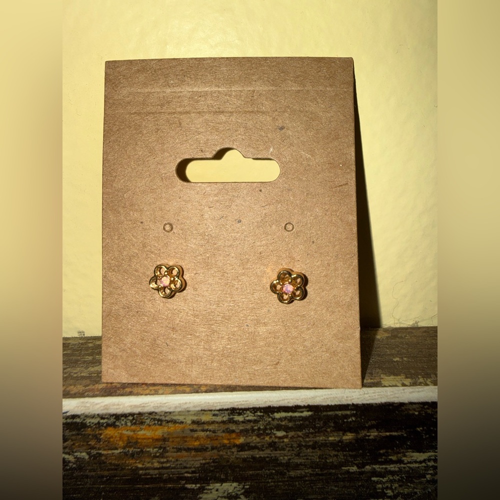 Gold Flower Stud Earrings